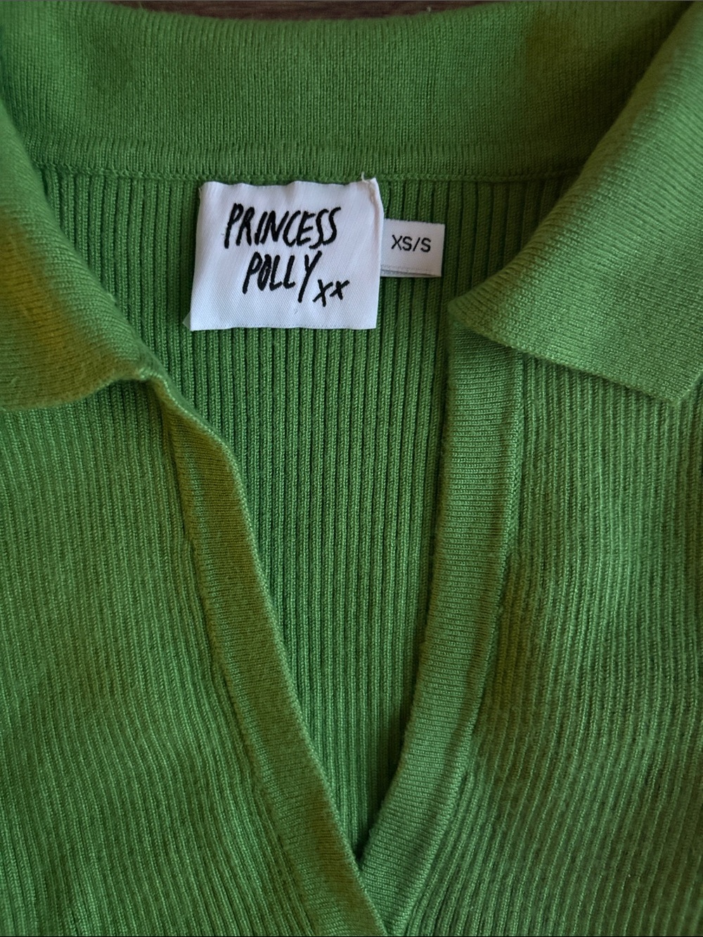 Princess Polly Lime Green Ribbed Collared V-Neck Sweater Top - Picture 2 of 3